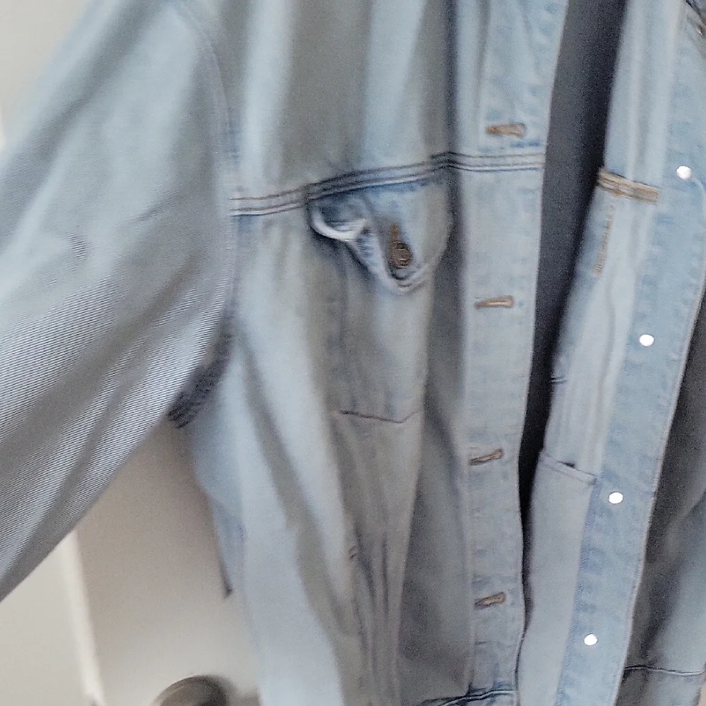Wild Fable Light Blue Jean Jacket - Picture 3 of 8